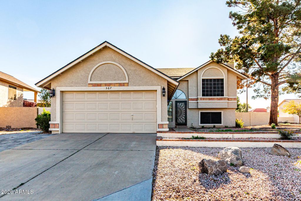 Photo of 567 W Spur Avenue, Gilbert, AZ 85233 (MLS # 6969476)