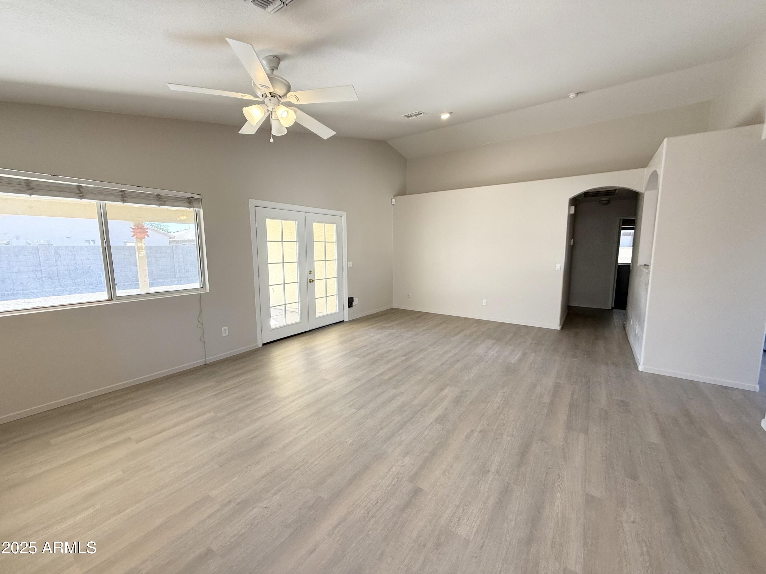 16117 W SHERMAN Street