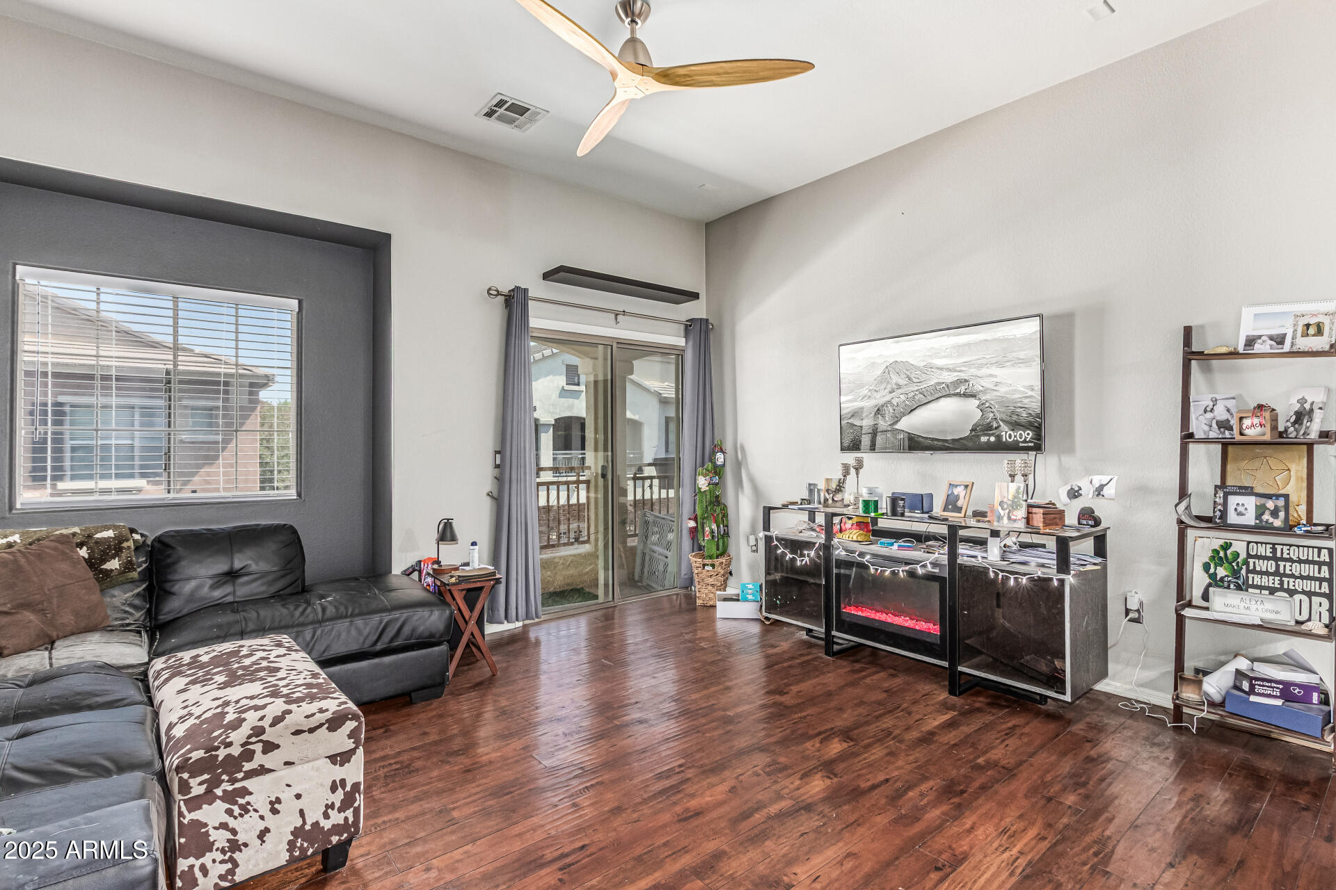1350 S GREENFIELD Road 2159