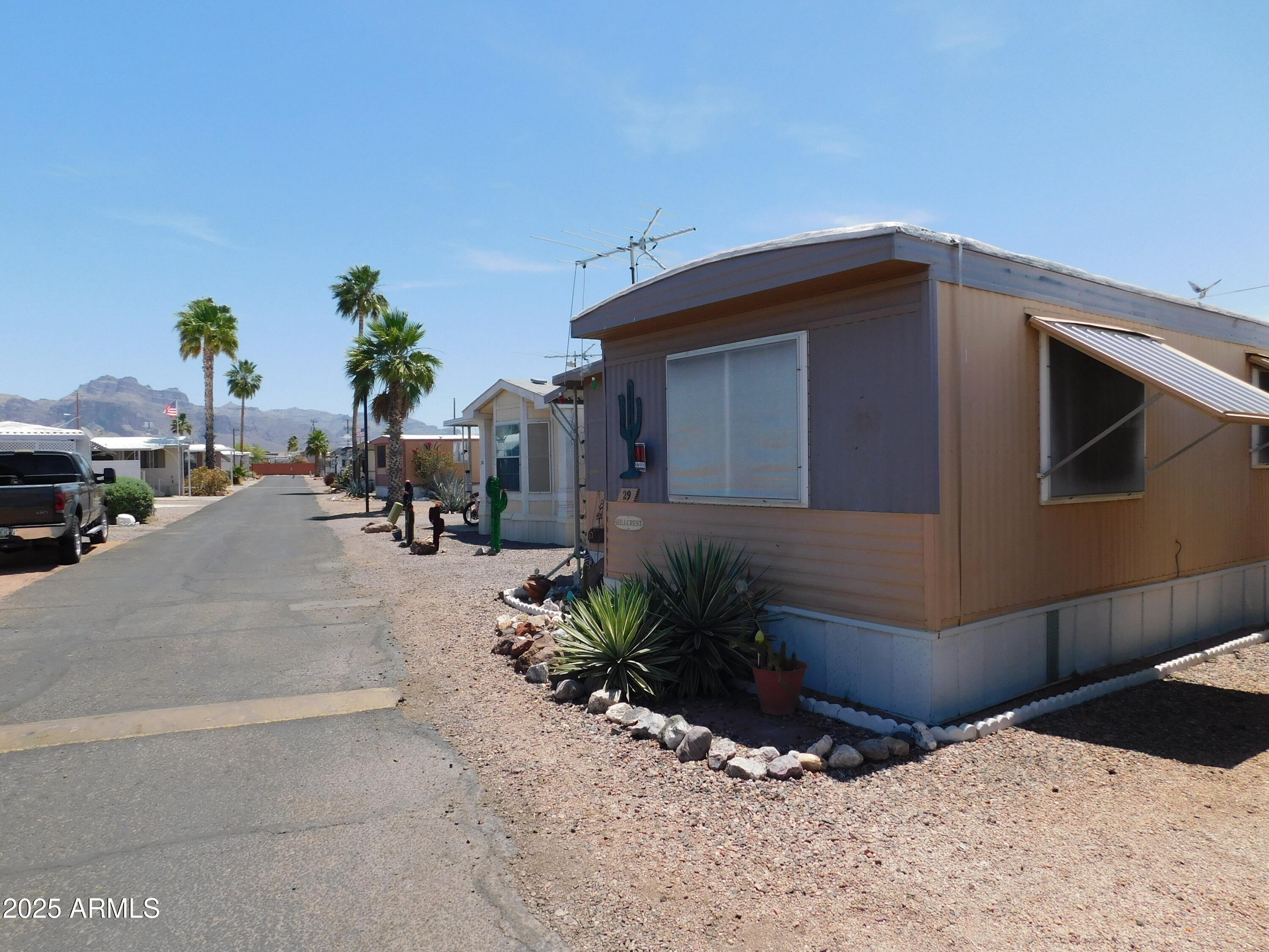 925 N Plaza Drive 29