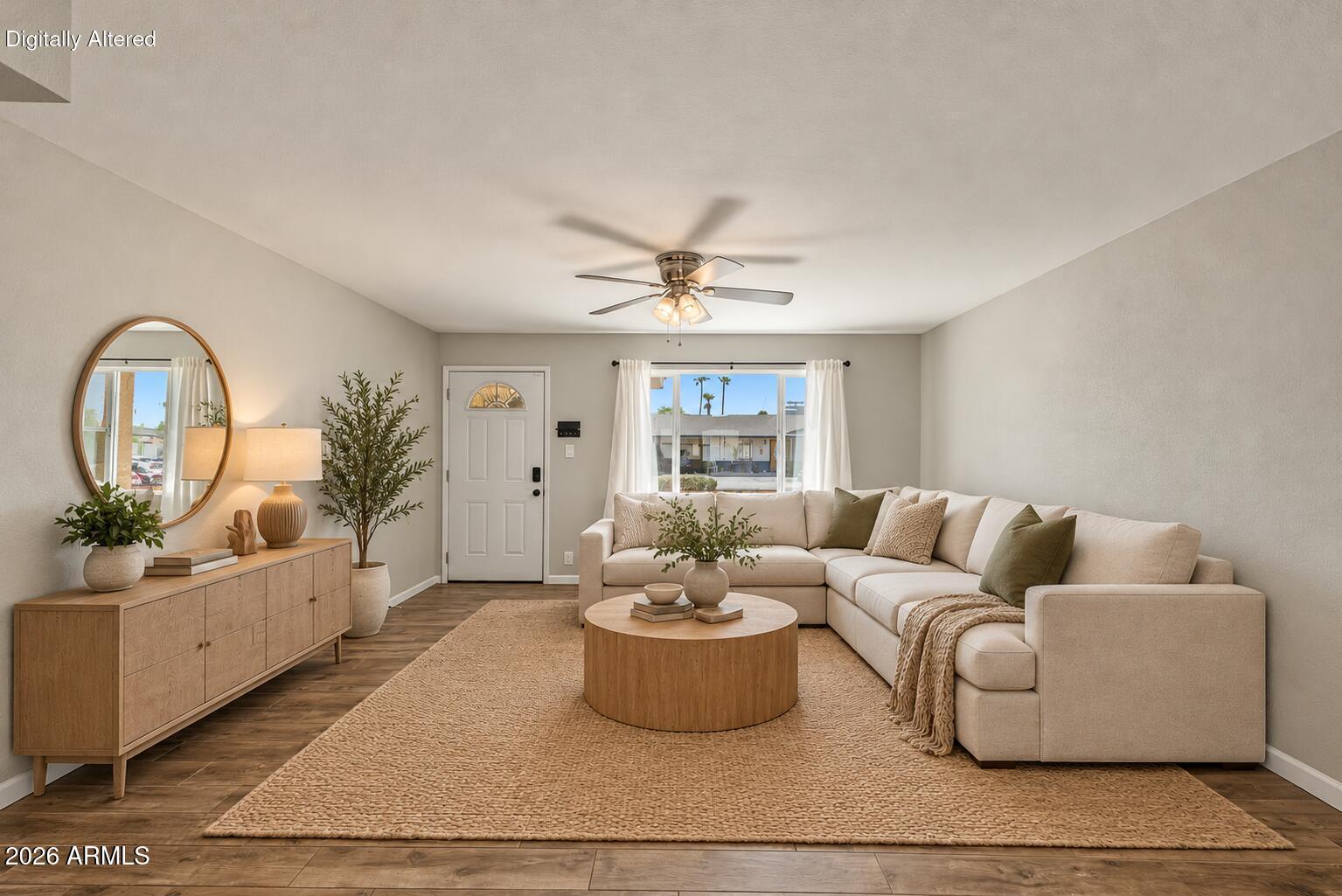 7814 E LOMA LAND Drive