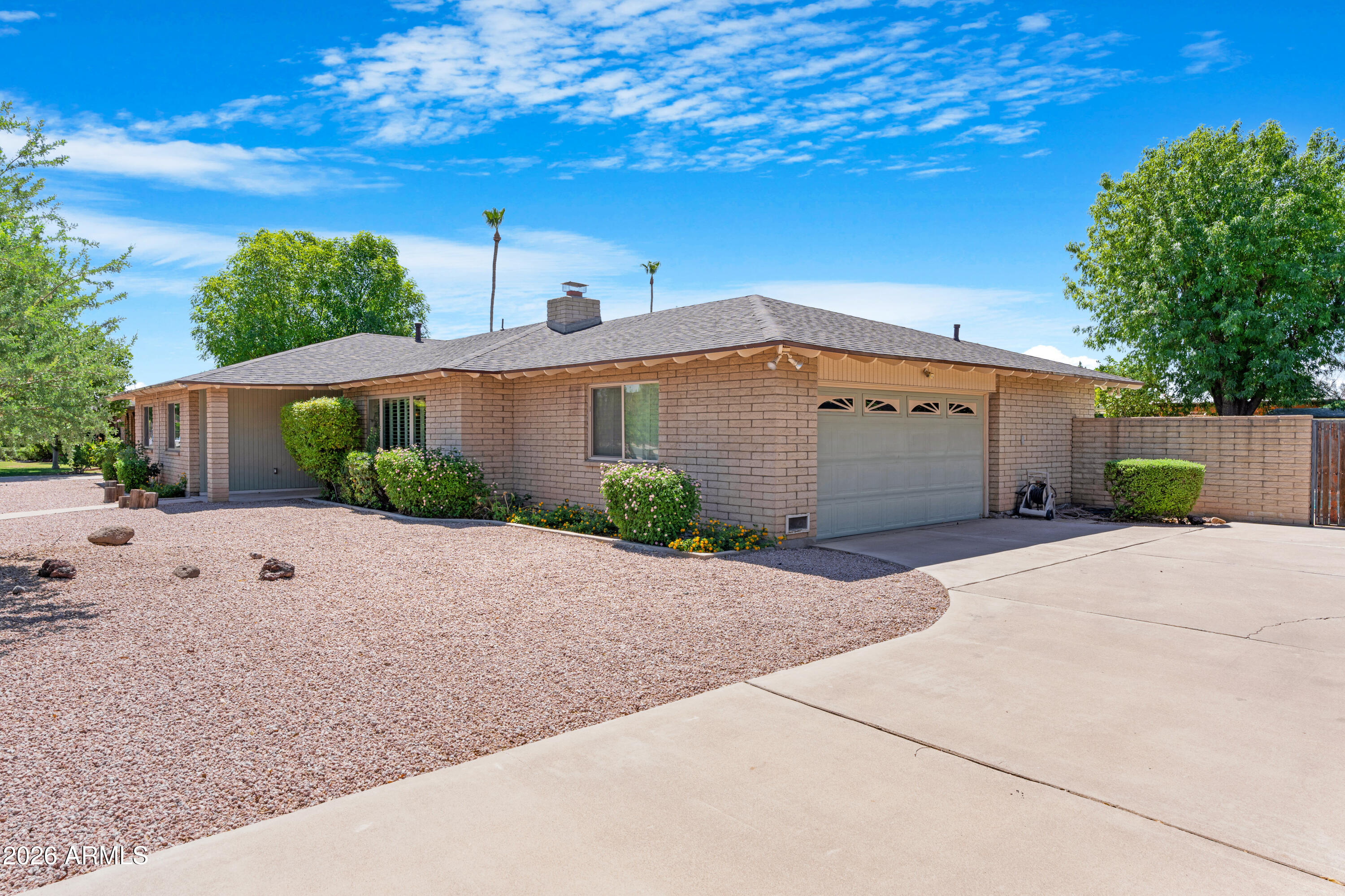 2059 E Manhatton Drive