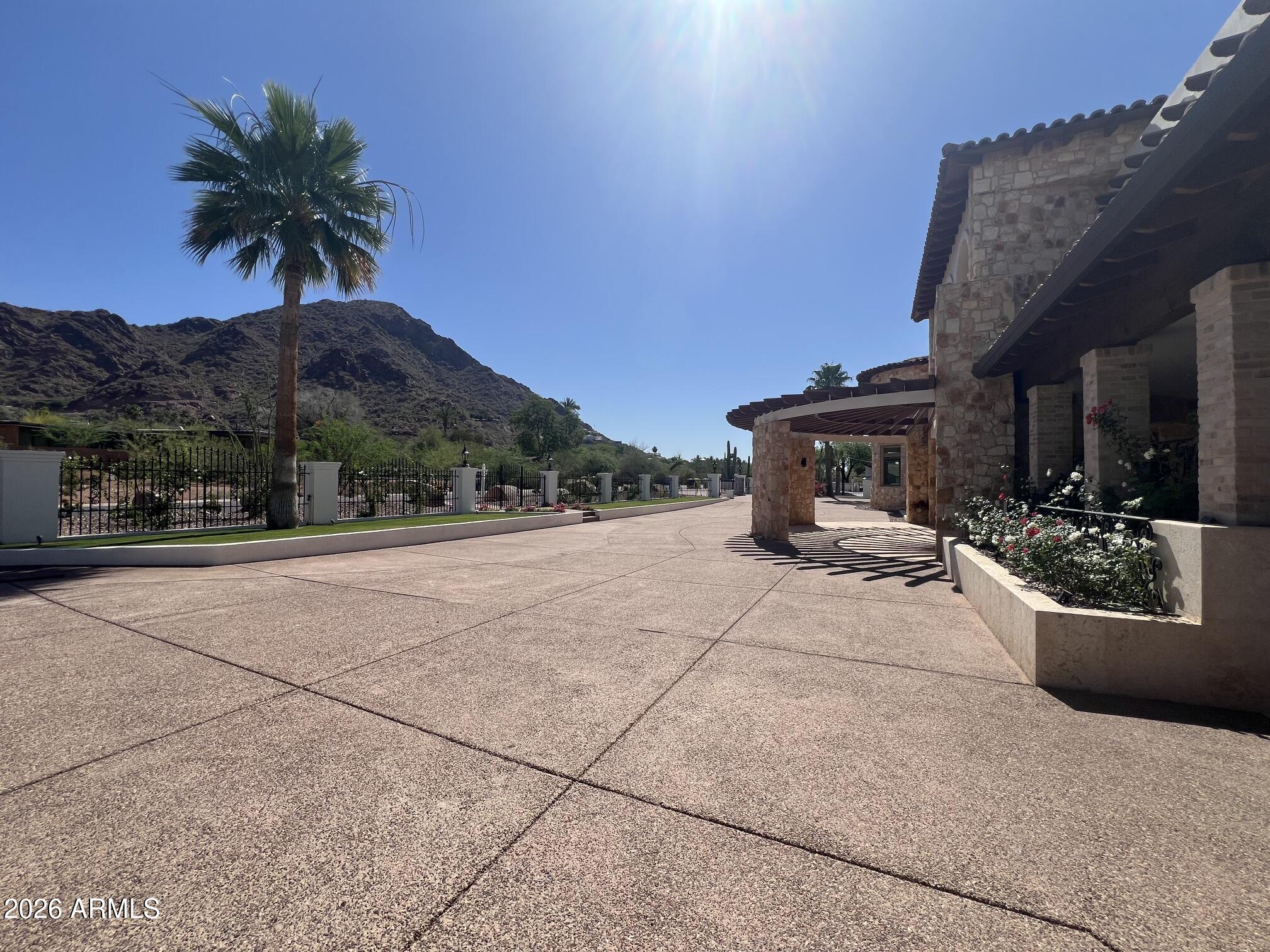 CAMELBACK MOUNTAIN ESTATES PLAT 1 - Residential