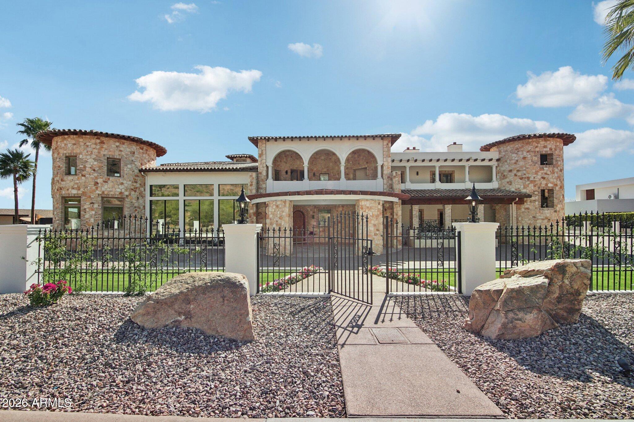 CAMELBACK MOUNTAIN ESTATES PLAT 1 - Residential