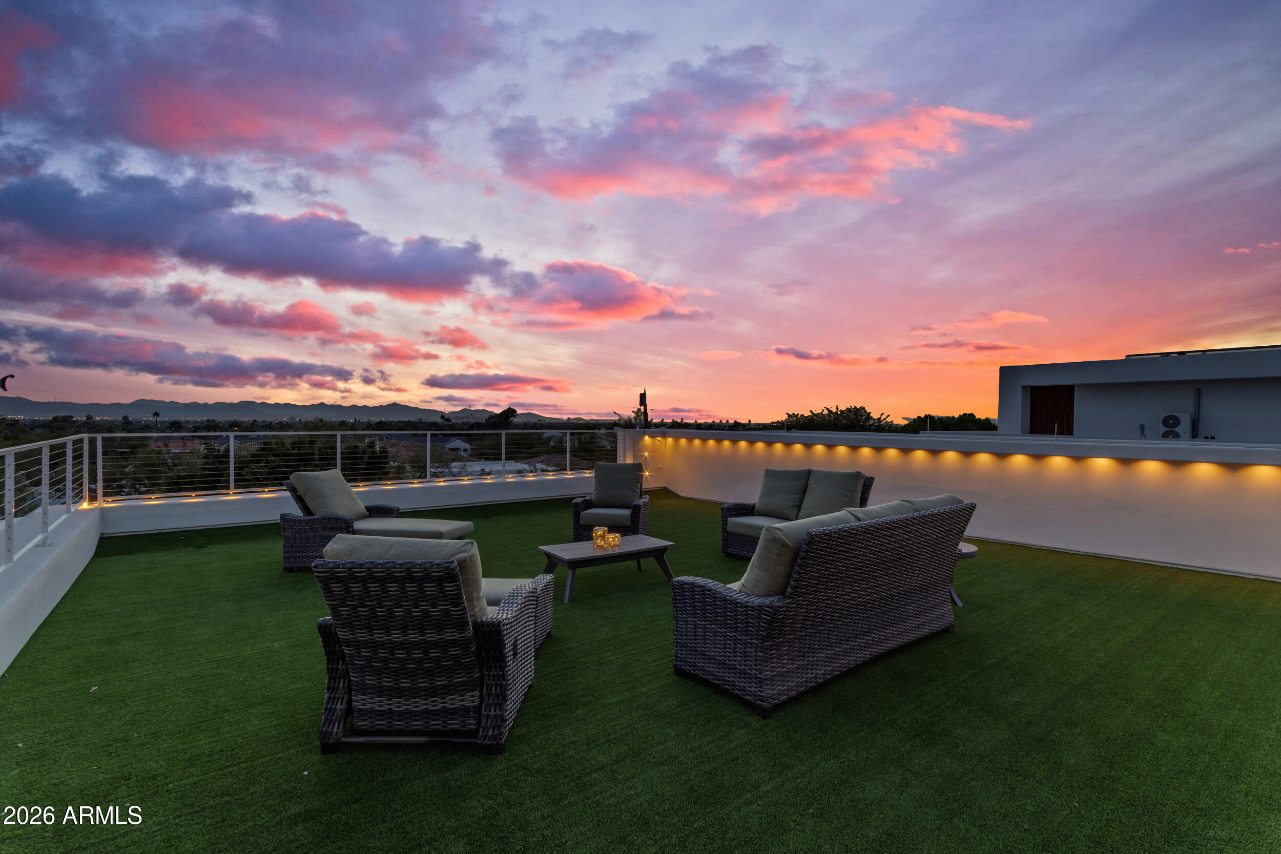 CAMELBACK MOUNTAIN ESTATES PLAT 1 - Residential