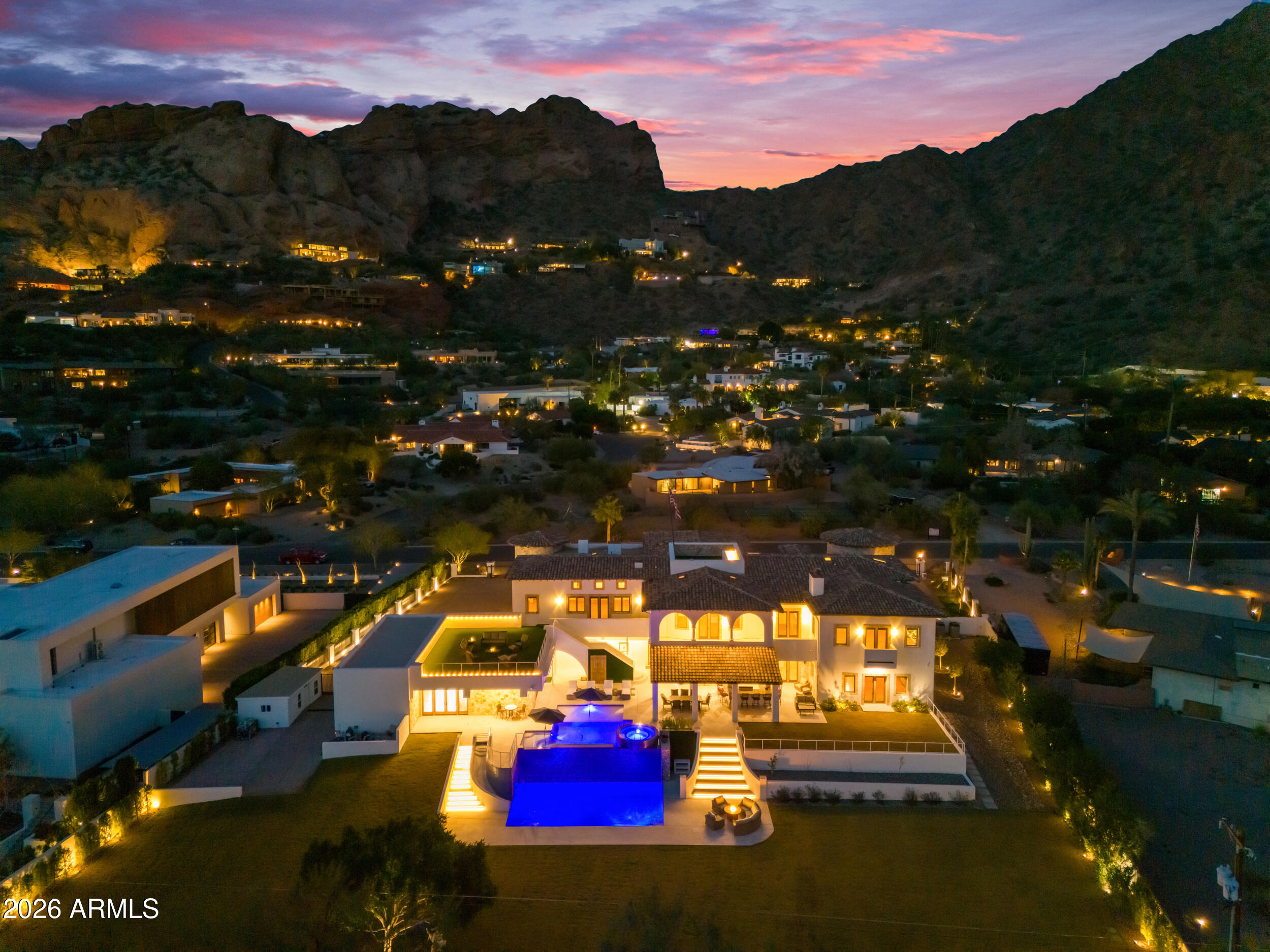 4937 E ROCKRIDGE Road