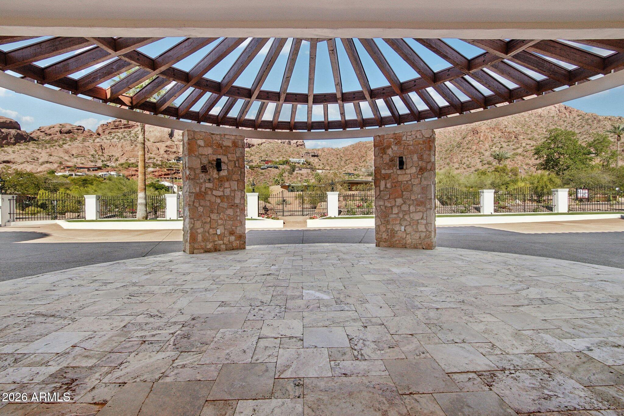 CAMELBACK MOUNTAIN ESTATES PLAT 1 - Residential
