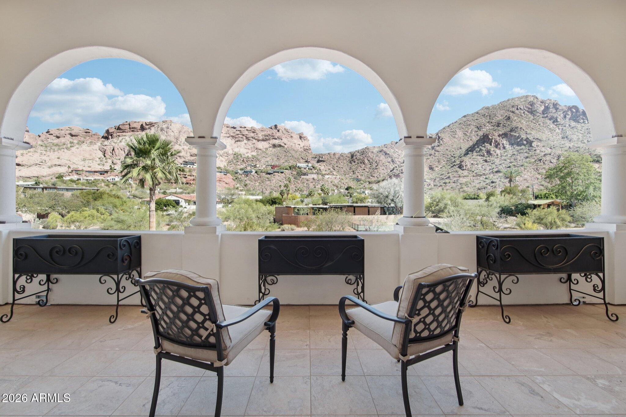 CAMELBACK MOUNTAIN ESTATES PLAT 1 - Residential