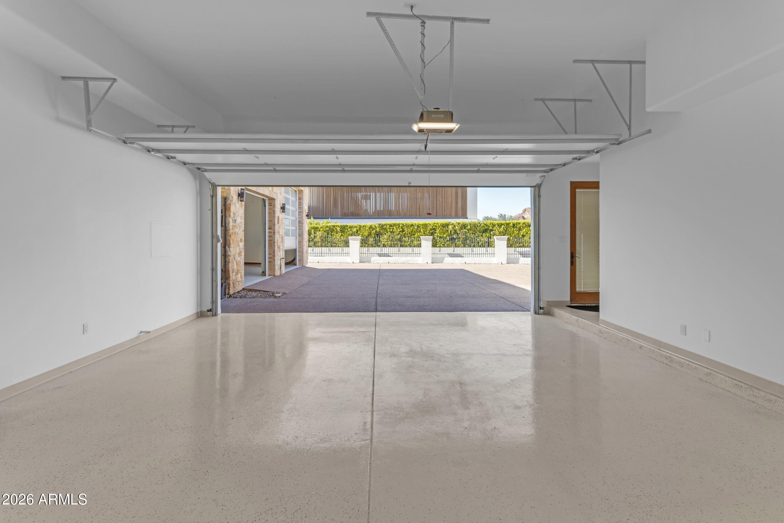 CAMELBACK MOUNTAIN ESTATES PLAT 1 - Residential