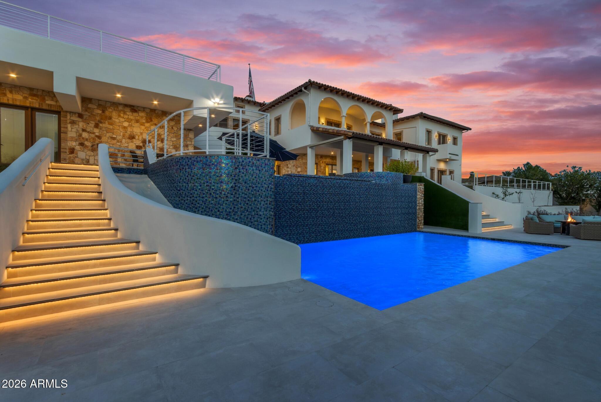 4937 E ROCKRIDGE Road