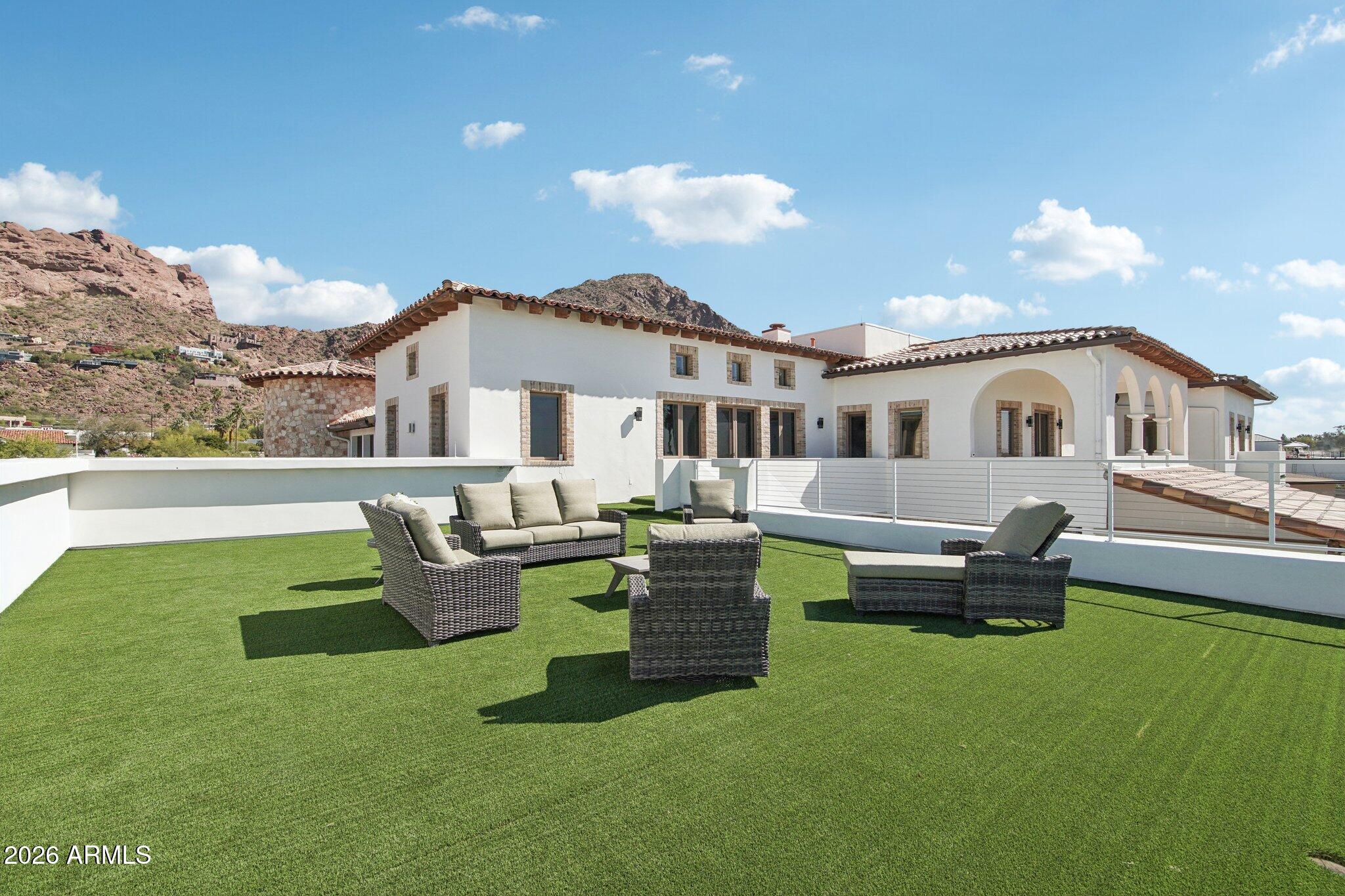 CAMELBACK MOUNTAIN ESTATES PLAT 1 - Residential