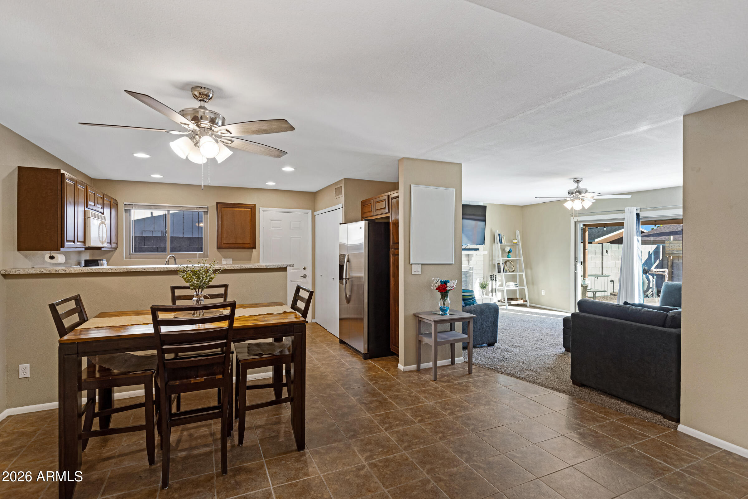 1127 W GROVERS Avenue