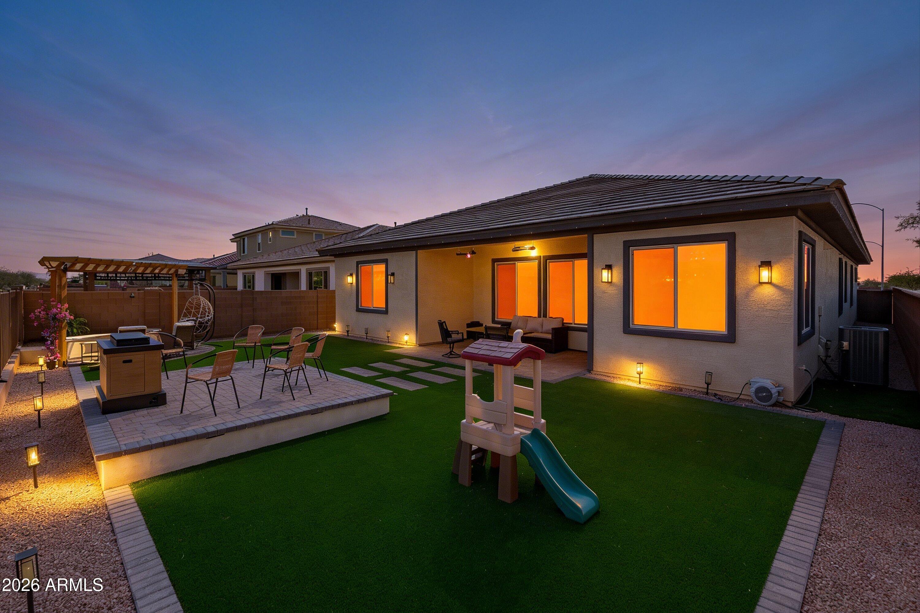 10812 E TESLA Avenue