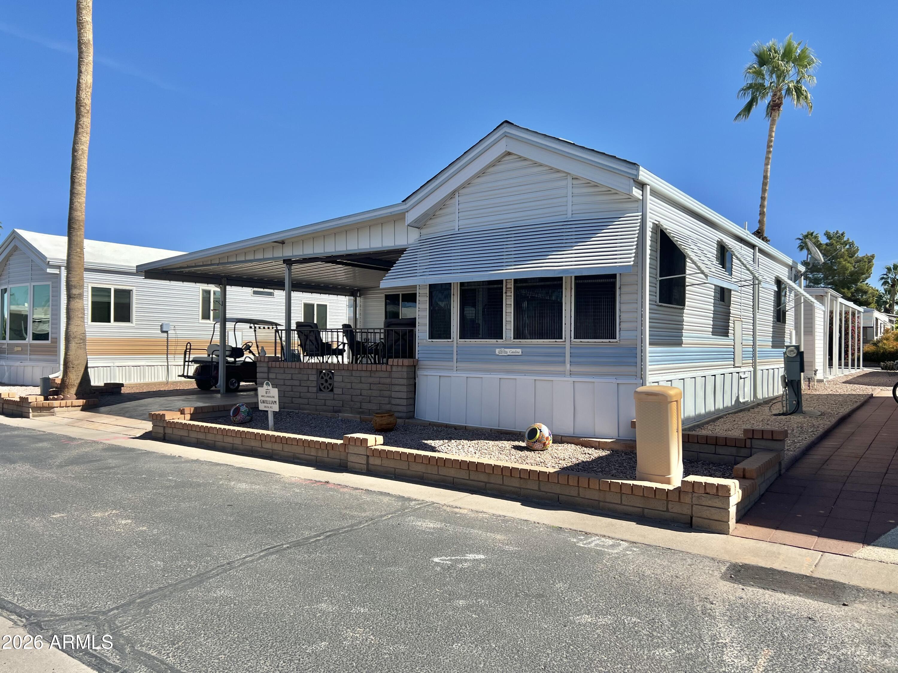 111 S GREENFIELD Road 811