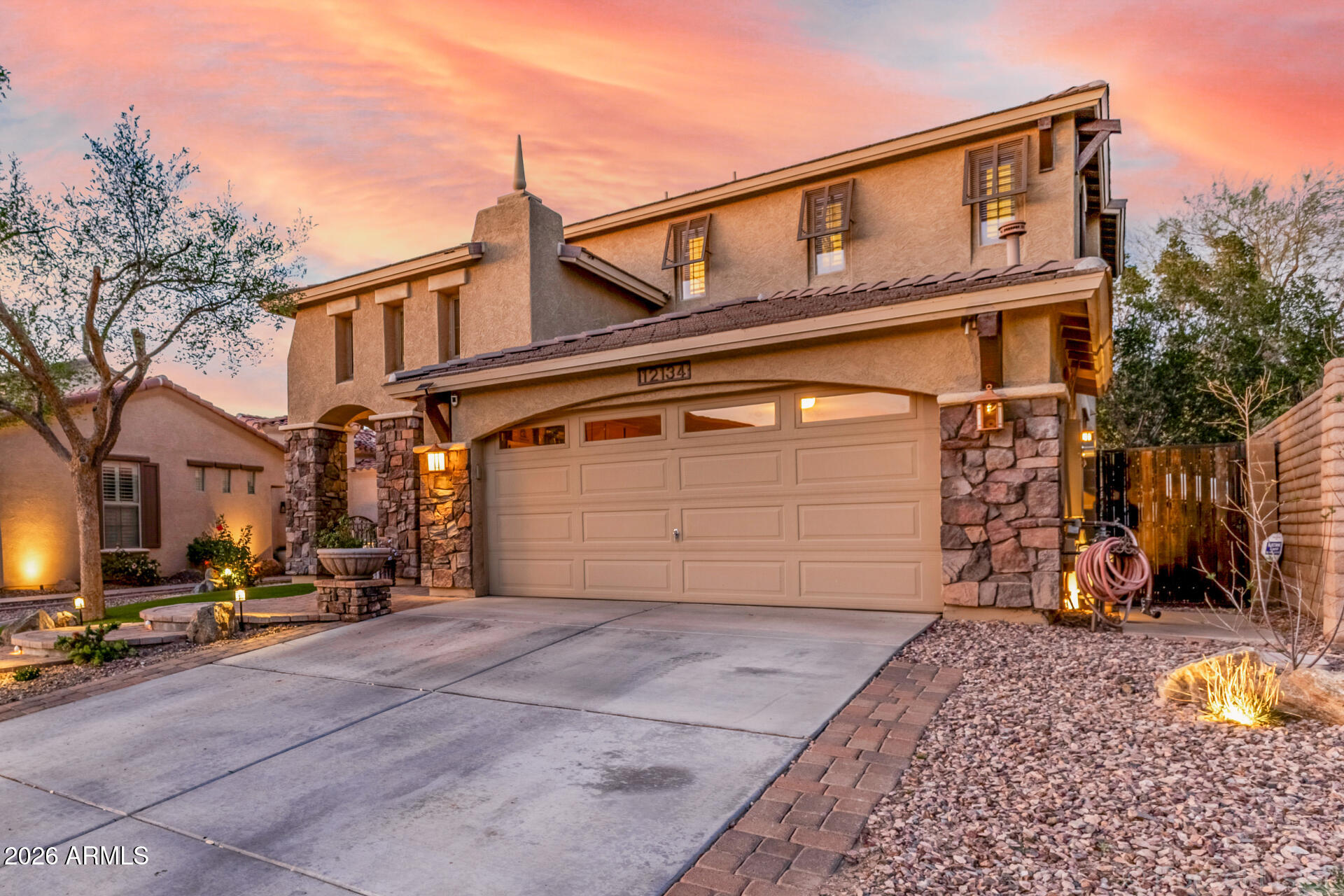 12134 W LONE TREE Trail