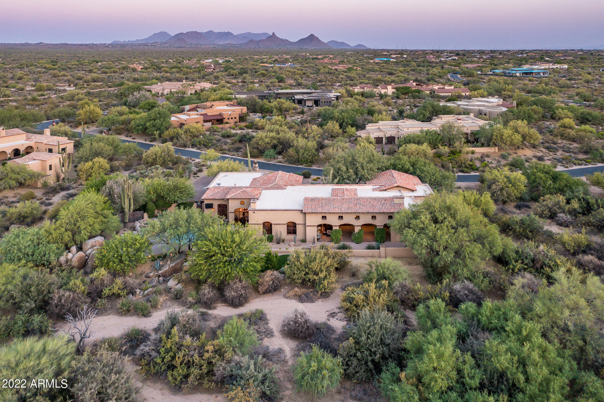 WHISPER ROCK - Residential