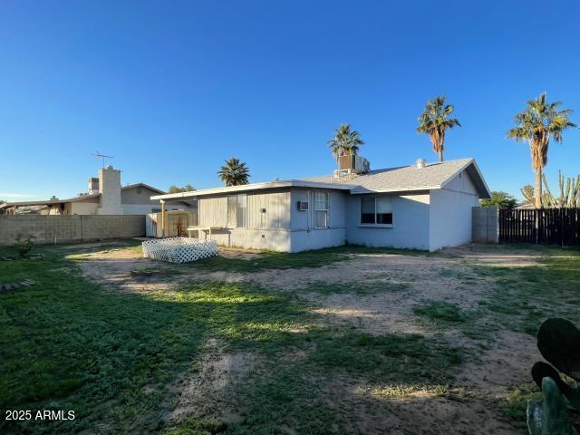 809 W VILLA MARIA Drive