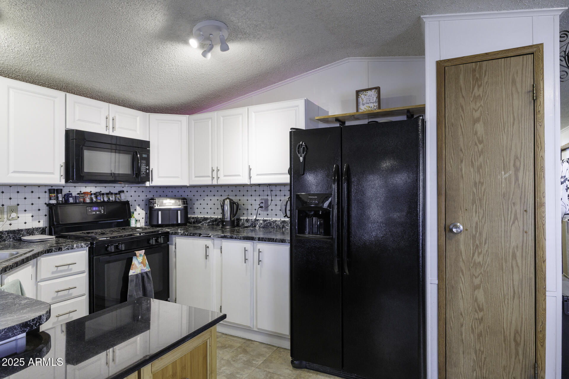 426 W Cottonwood Lane 82