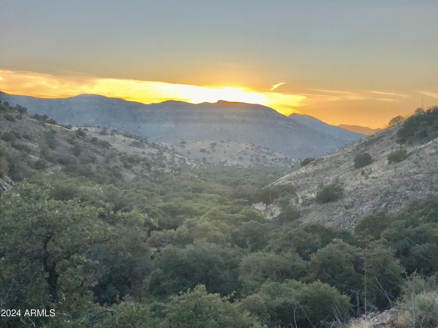 Build your dream home on this beautiful 5 acre secluded lot. Oak trees and wildlife are just a few things you will fall in love with about this property. Property is only 20 miles from Sierra Vista and minutes from downtown Bisbee.