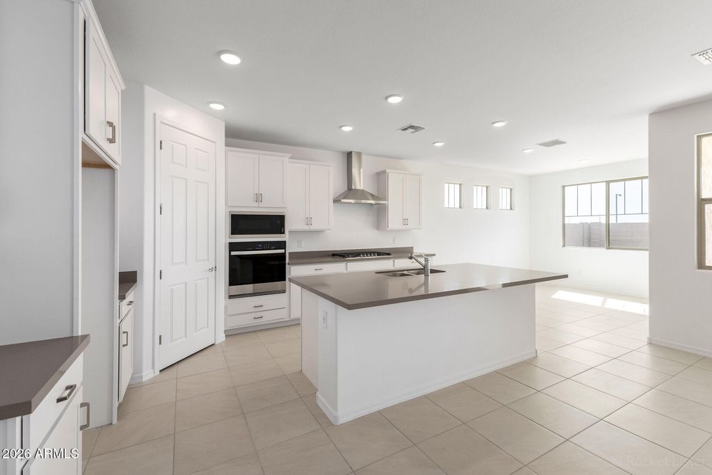 Photo of 18525 W Tohono Drive, Goodyear, AZ 85338 (MLS # 7000582)