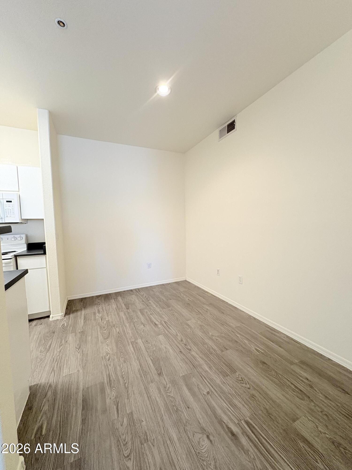 3302 N 7th Street 105