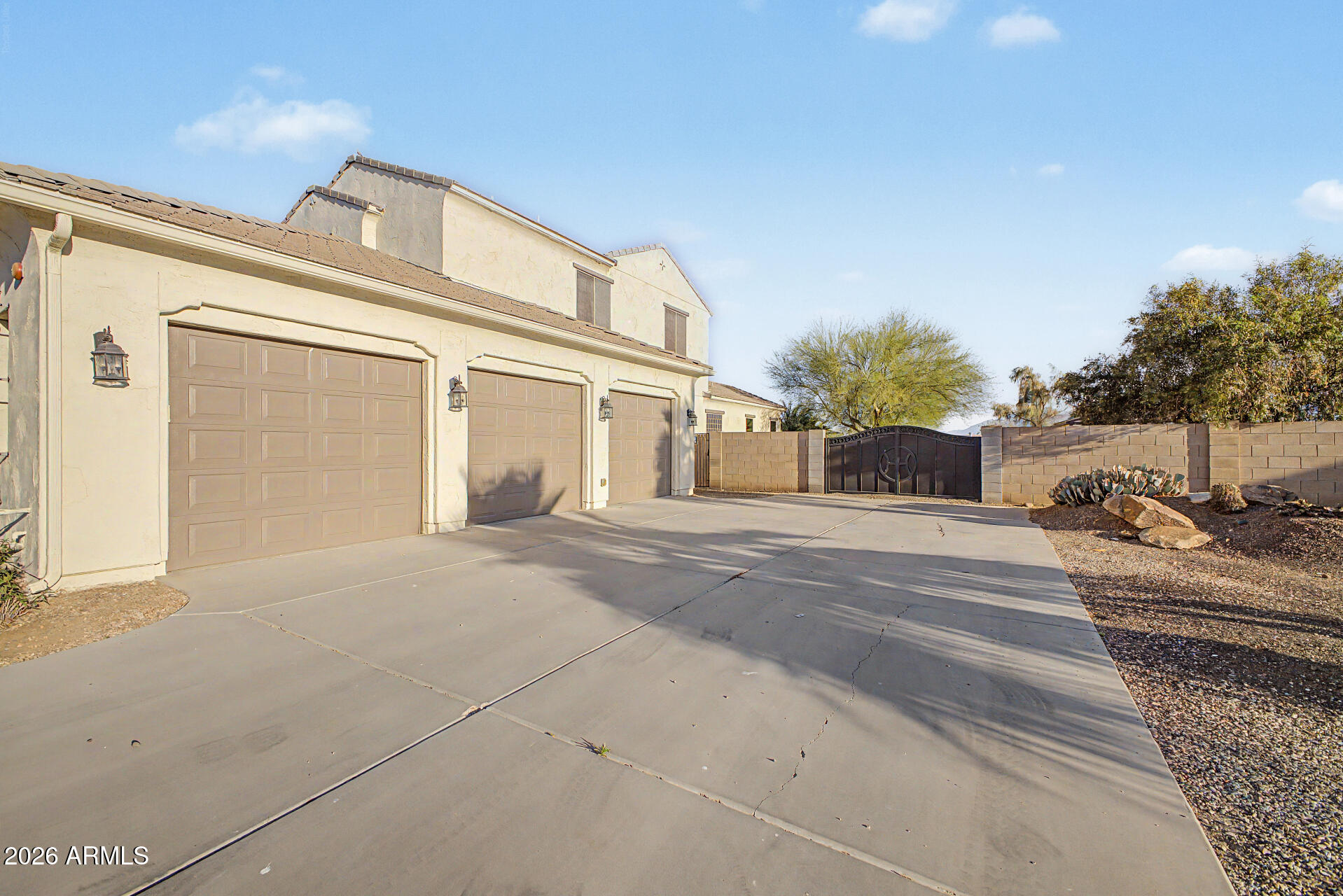 6705 W FREMONT Road