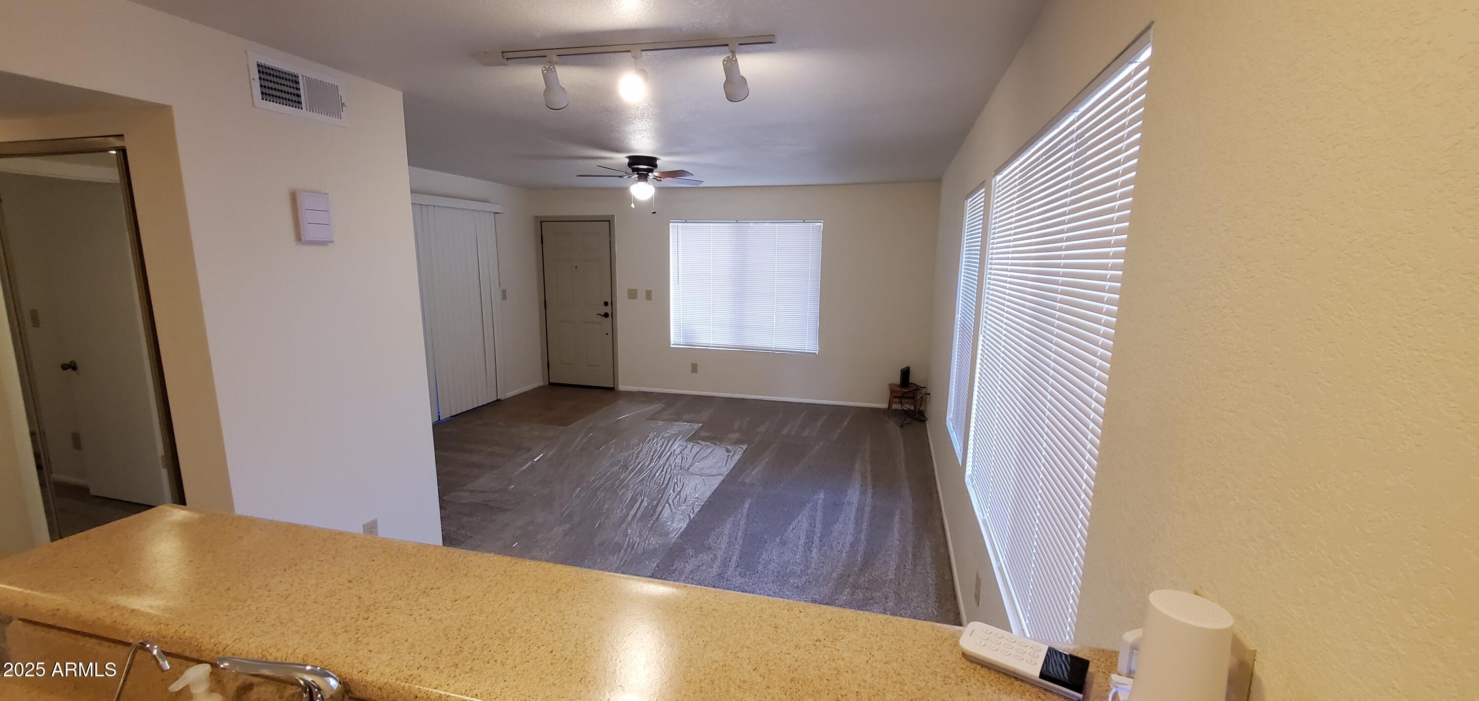 1432 W EMERALD Avenue 647