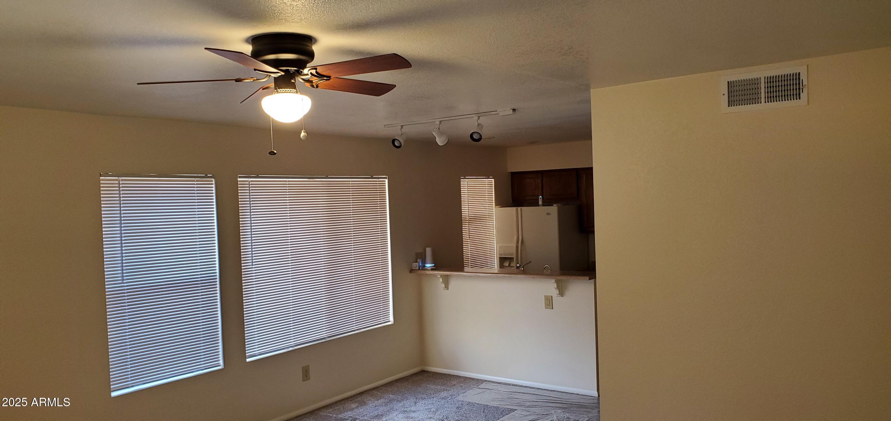 1432 W EMERALD Avenue 647