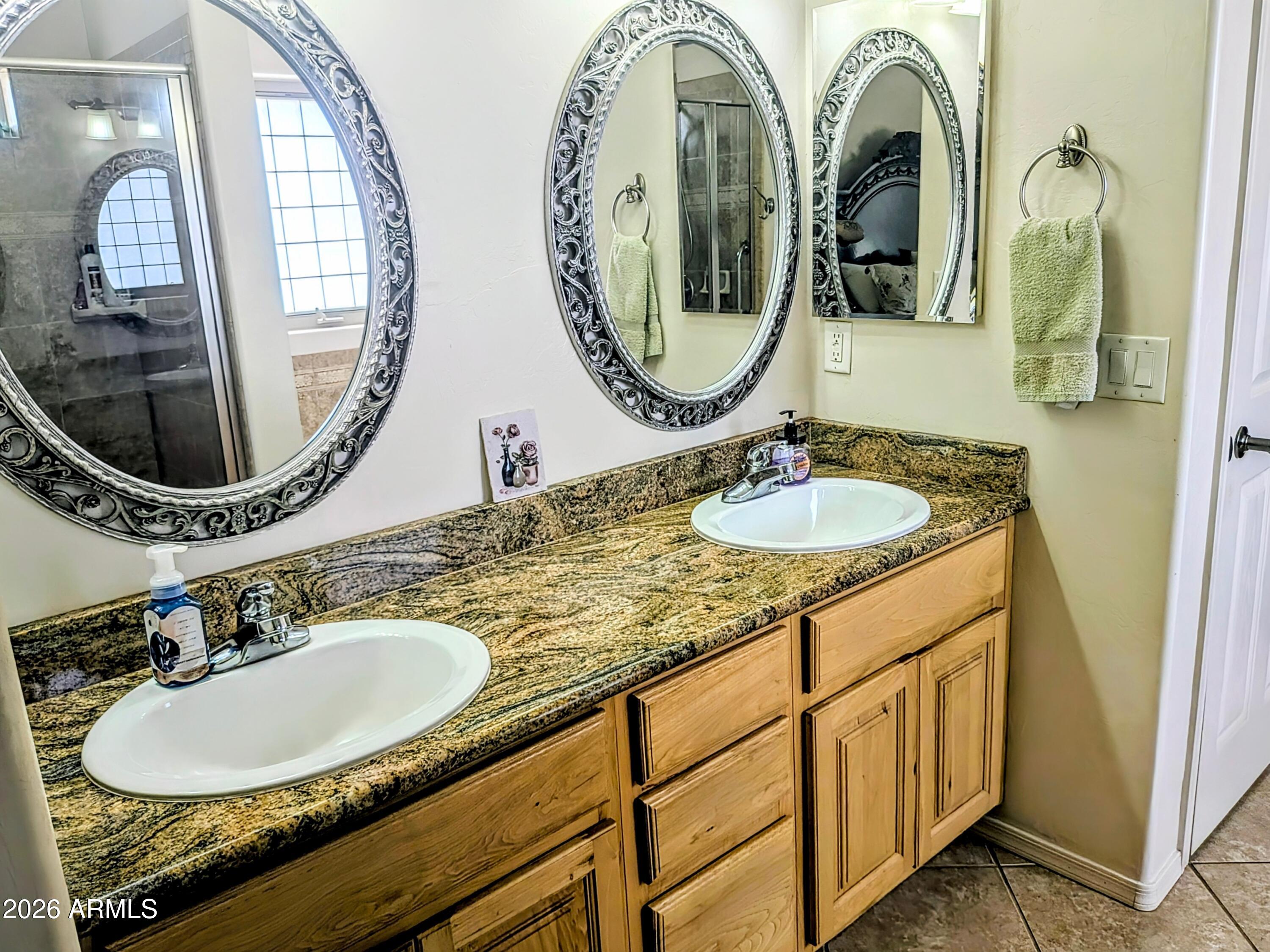 RIO RANCHO ESTATES 1 - Residential