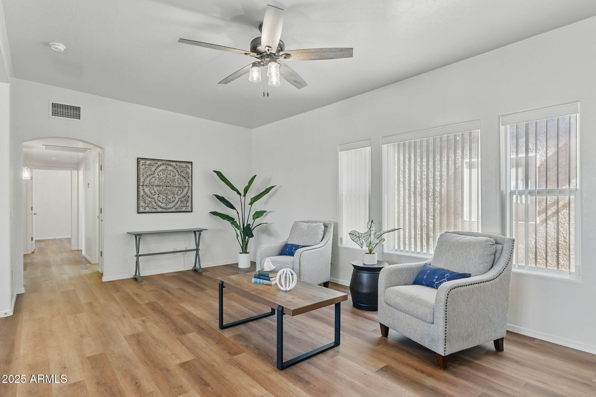 231 S CLUBHOUSE Lane