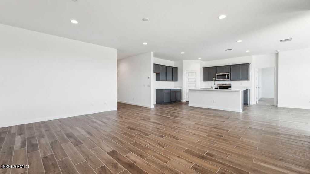 Photo of 1570 E Glazier Drive E, Casa Grande, AZ 85122 (MLS # 7005269)
