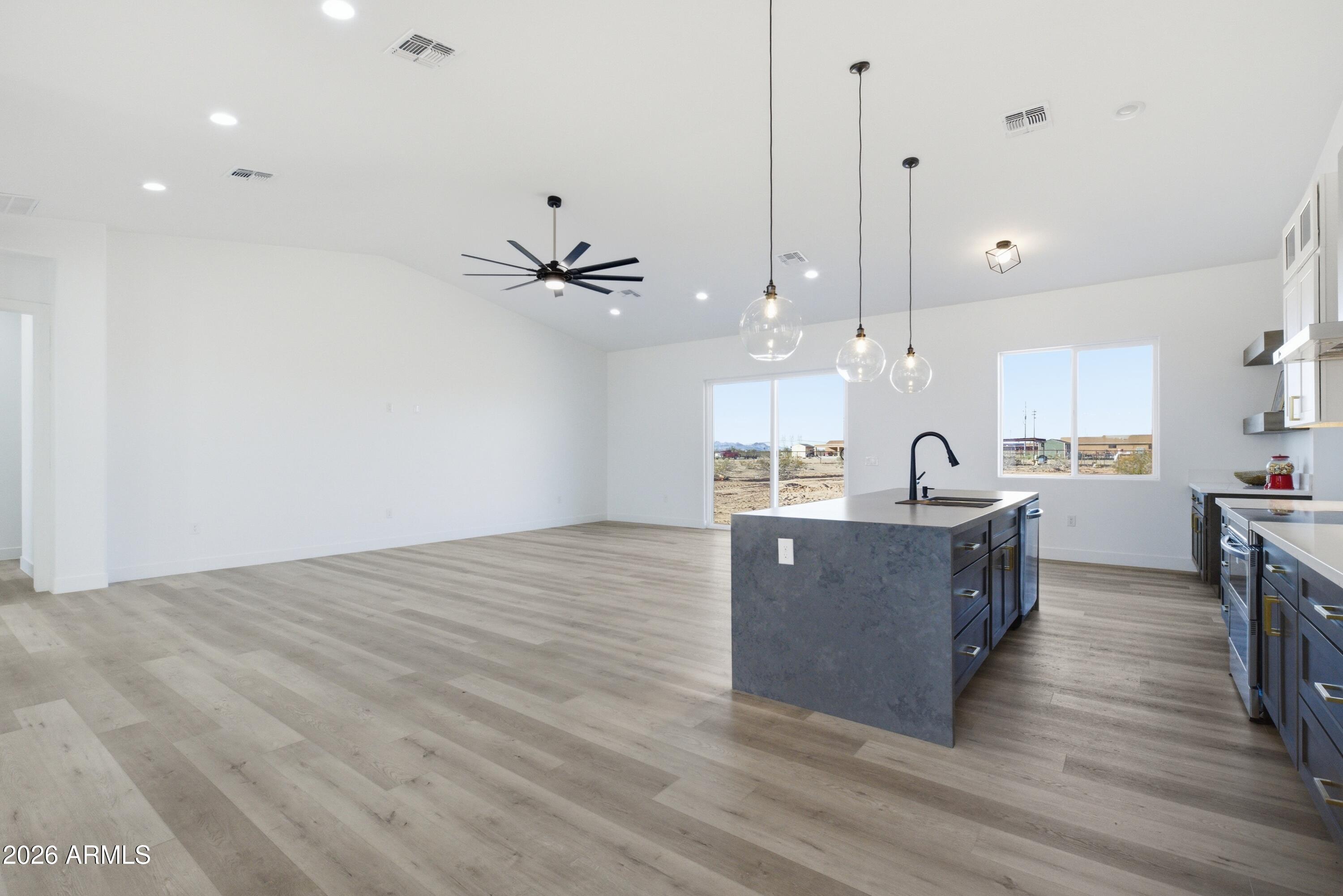 31824 W HADLEY Street