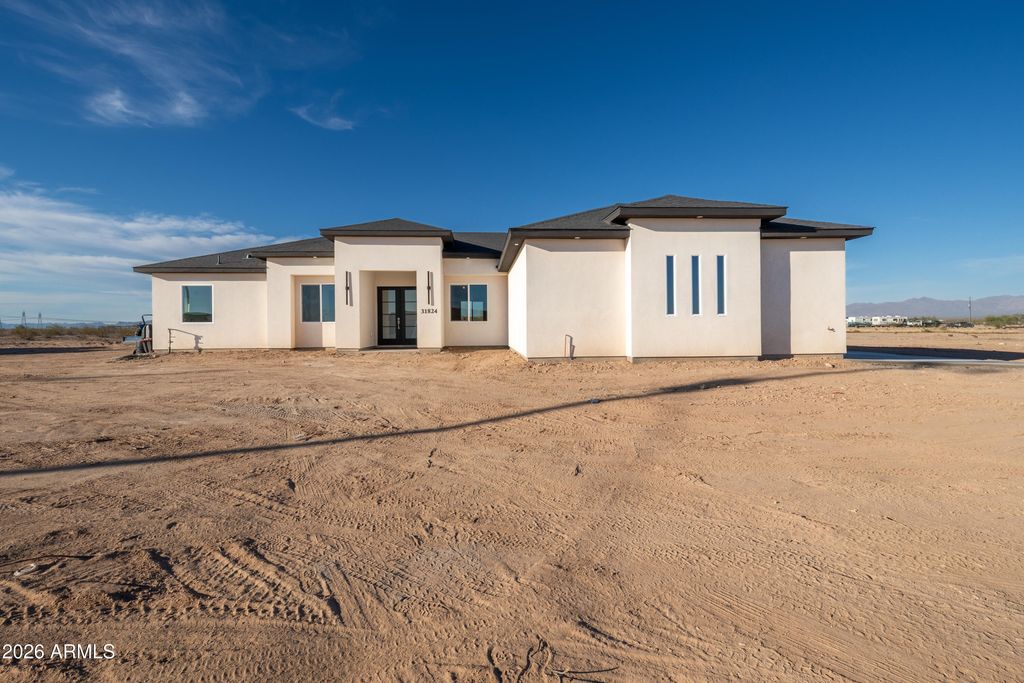 Photo of 31824 W Hadley Street, Buckeye, AZ 85326 (MLS # 6991096)