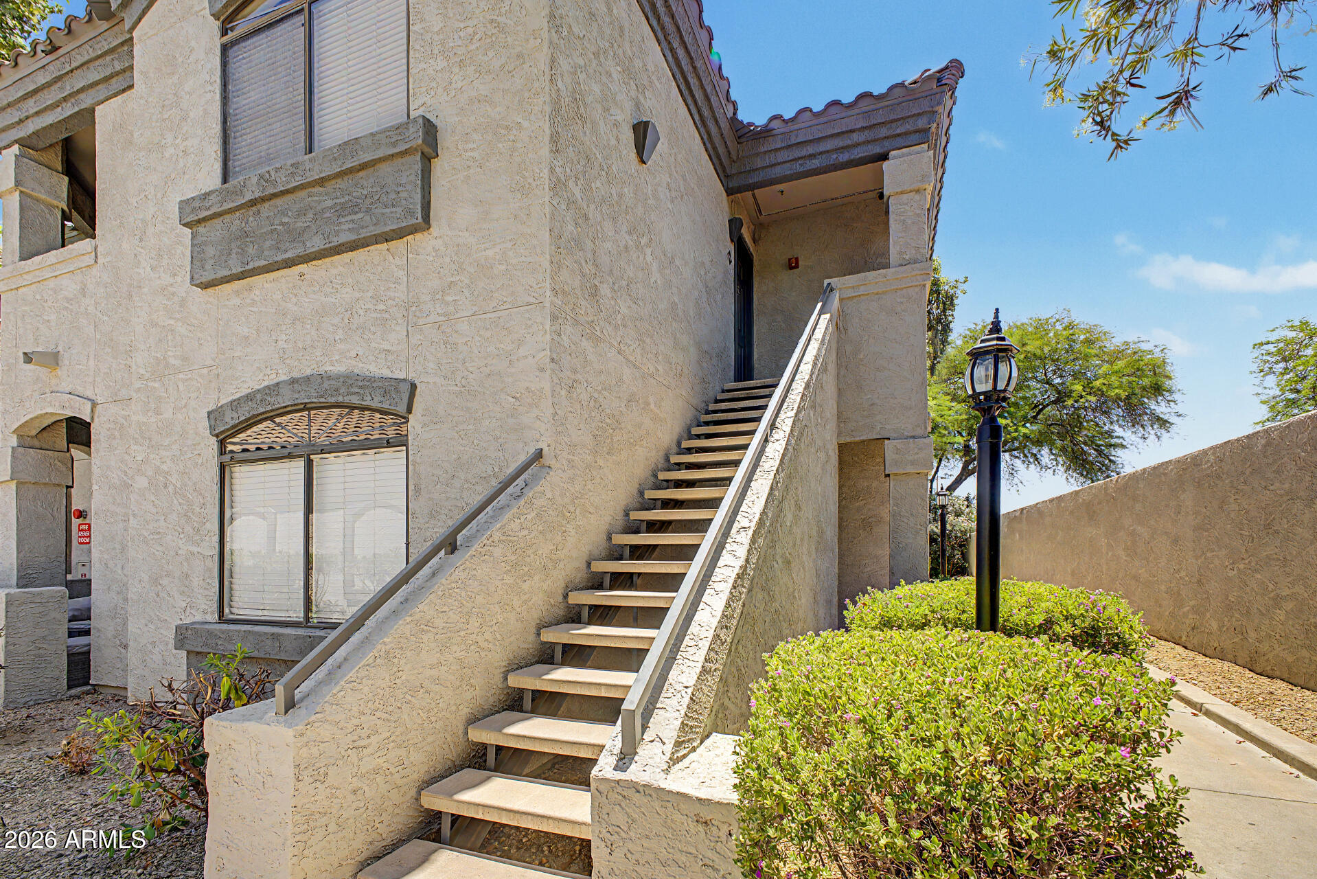 15095 N THOMPSON PEAK Parkway 2090