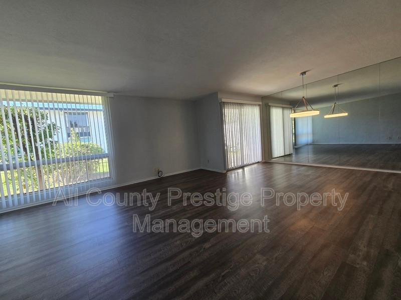 3308 E Camelback Road