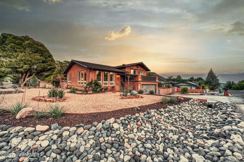 Photo of 110 Canyon Diablo Road, Sedona, AZ 86351 (MLS # 6935298)