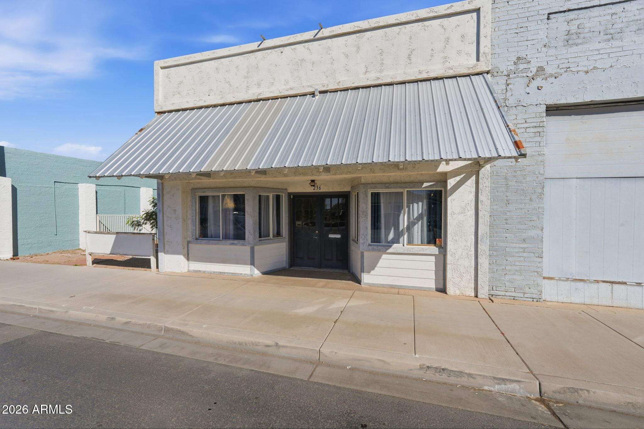 236 W COOLIDGE Avenue