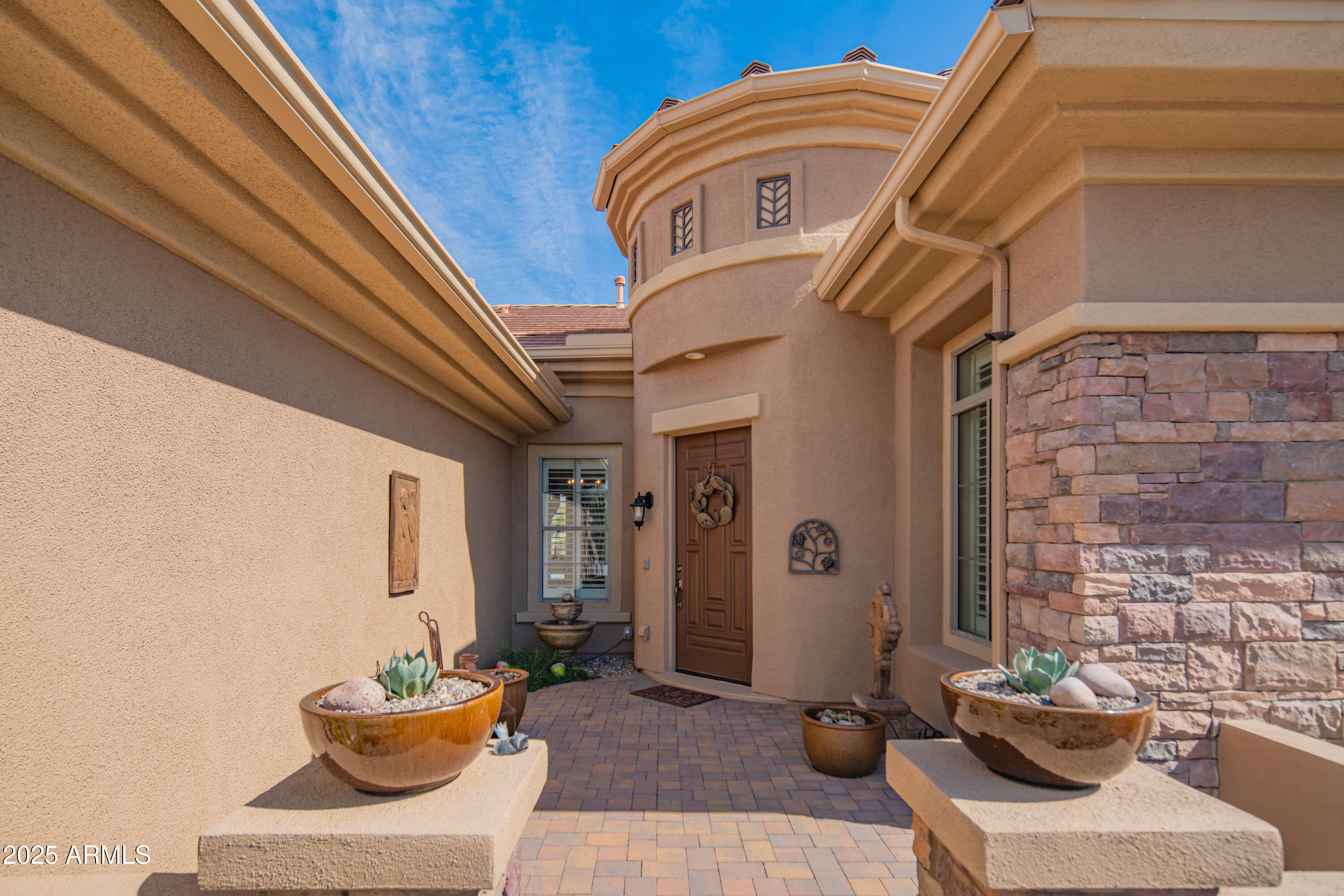 40607 N CANDLEWYCK Lane