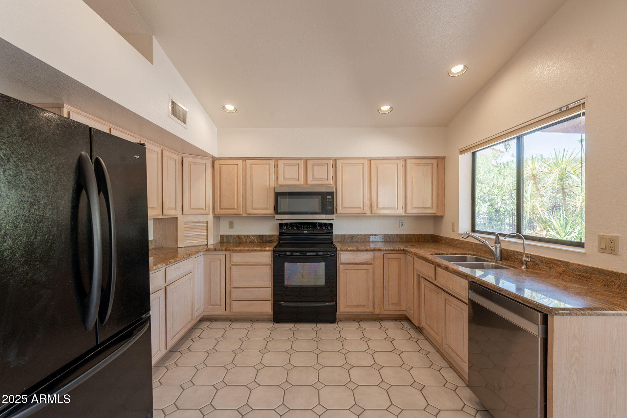 17134 E PARLIN Drive