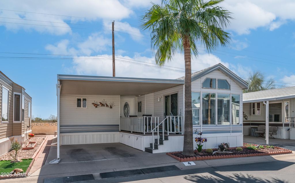 Photo of 4 Orecart Drive #4, Apache Junction, AZ 85119 (MLS # 6996322)