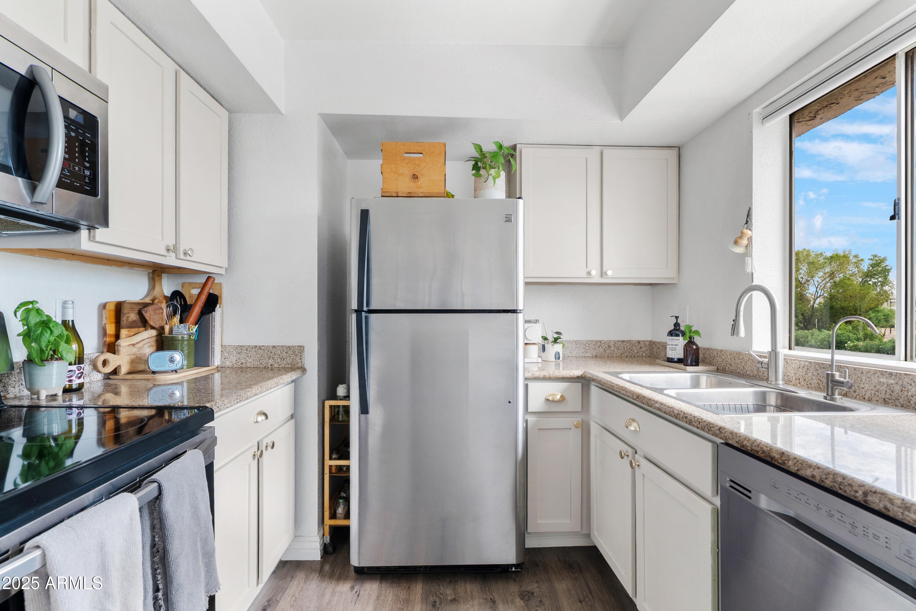 4444 E PARADISE VILLAGE Parkway N 248