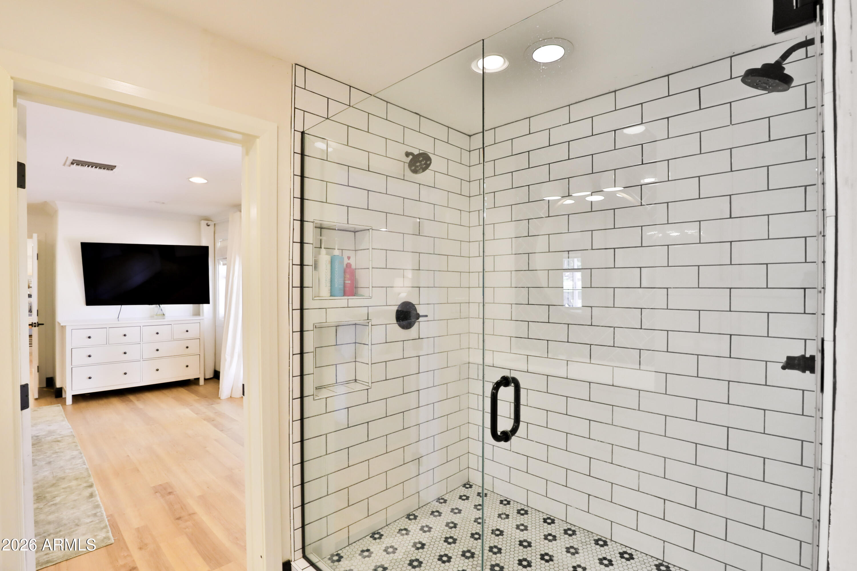 SAWYER ESTATES - Residential