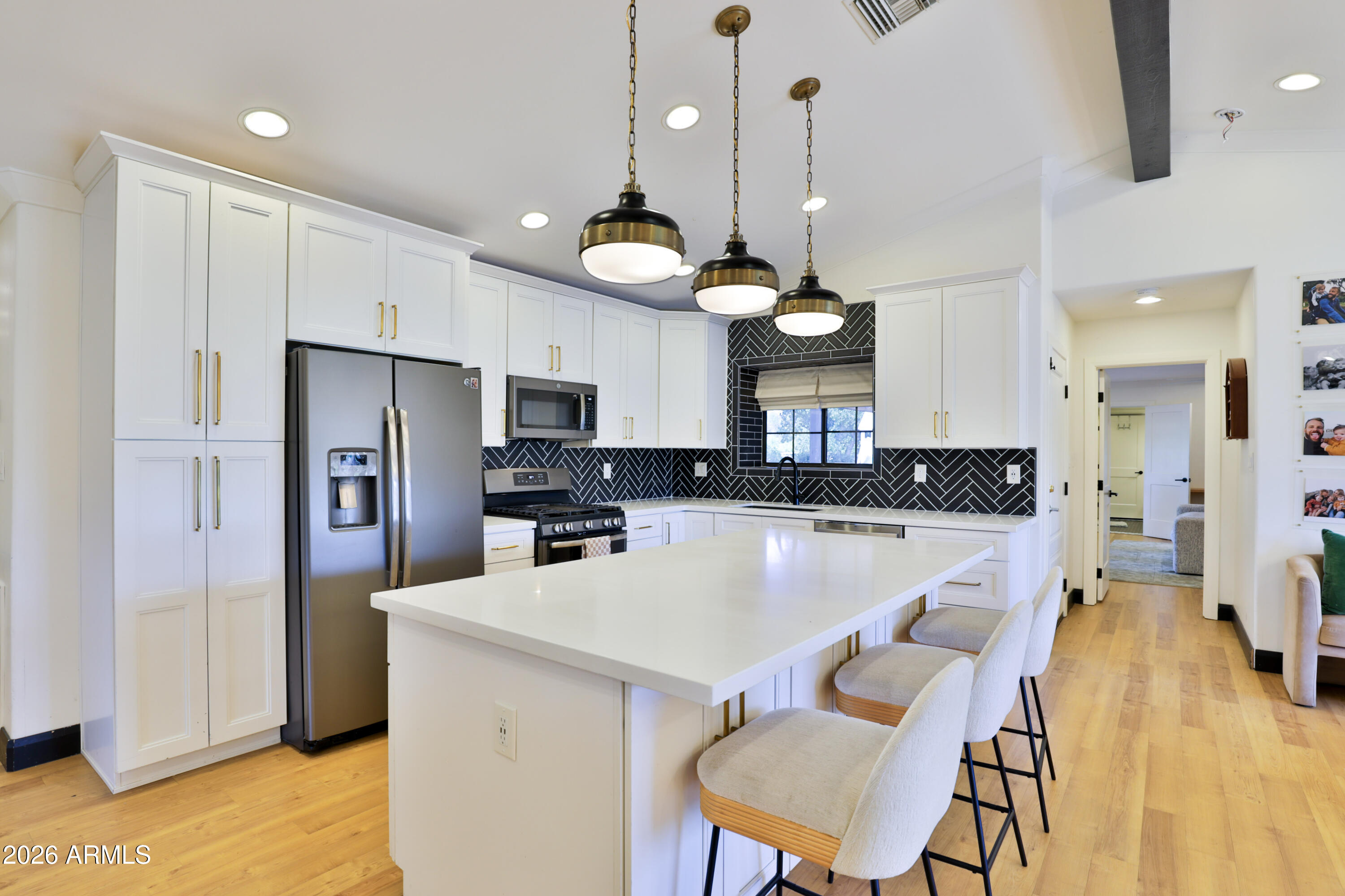 SAWYER ESTATES - Residential
