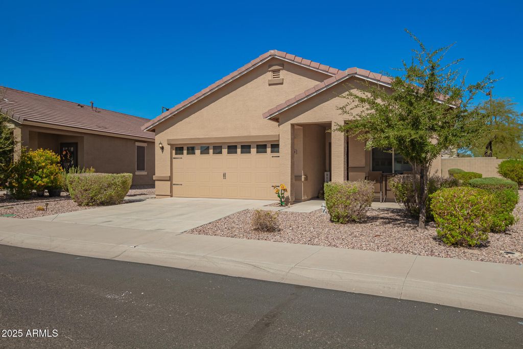 Photo of 119 S 224th Avenue, Buckeye, AZ 85326 (MLS # 6924035)