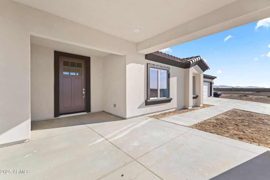 Photo of 1041 N 371st Lane, Tonopah, AZ 85354 (MLS # 6921413)