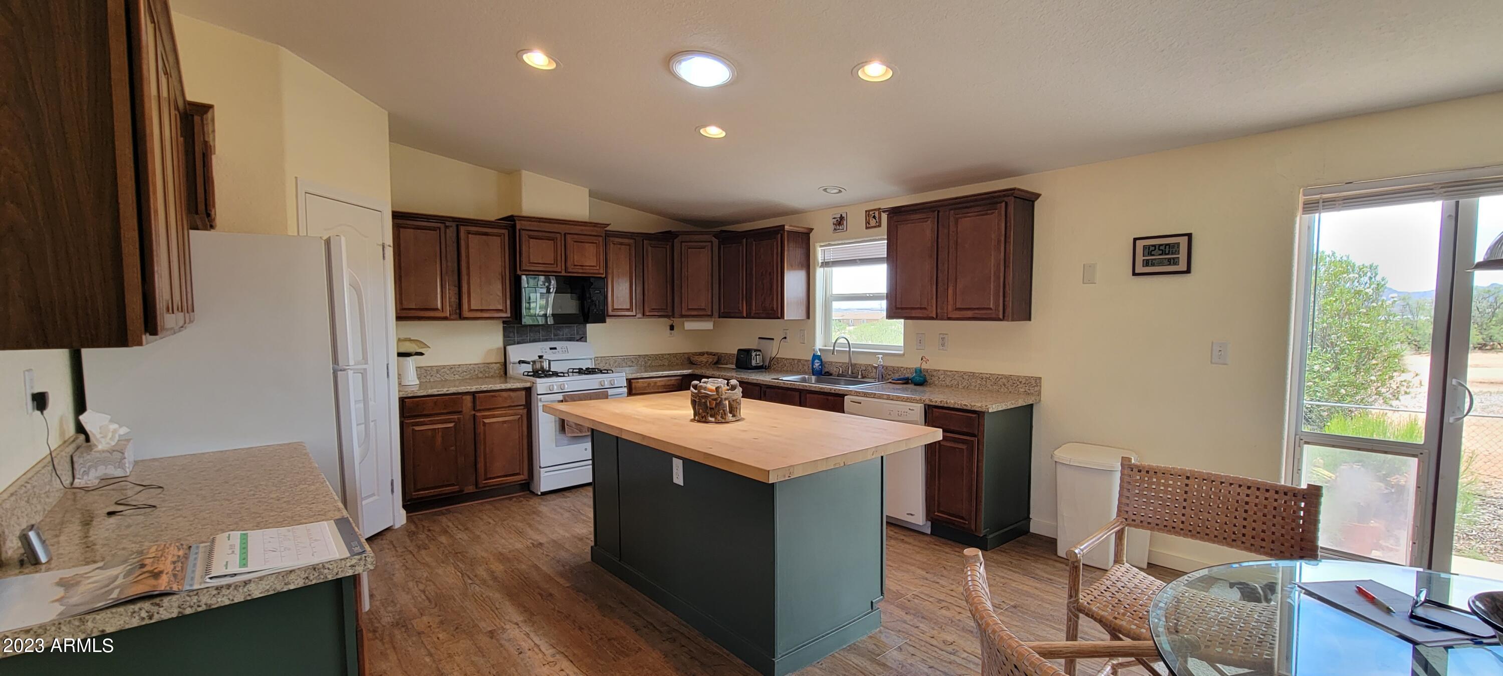 PALOMINAS RANCHES UNIT 1 - Residential