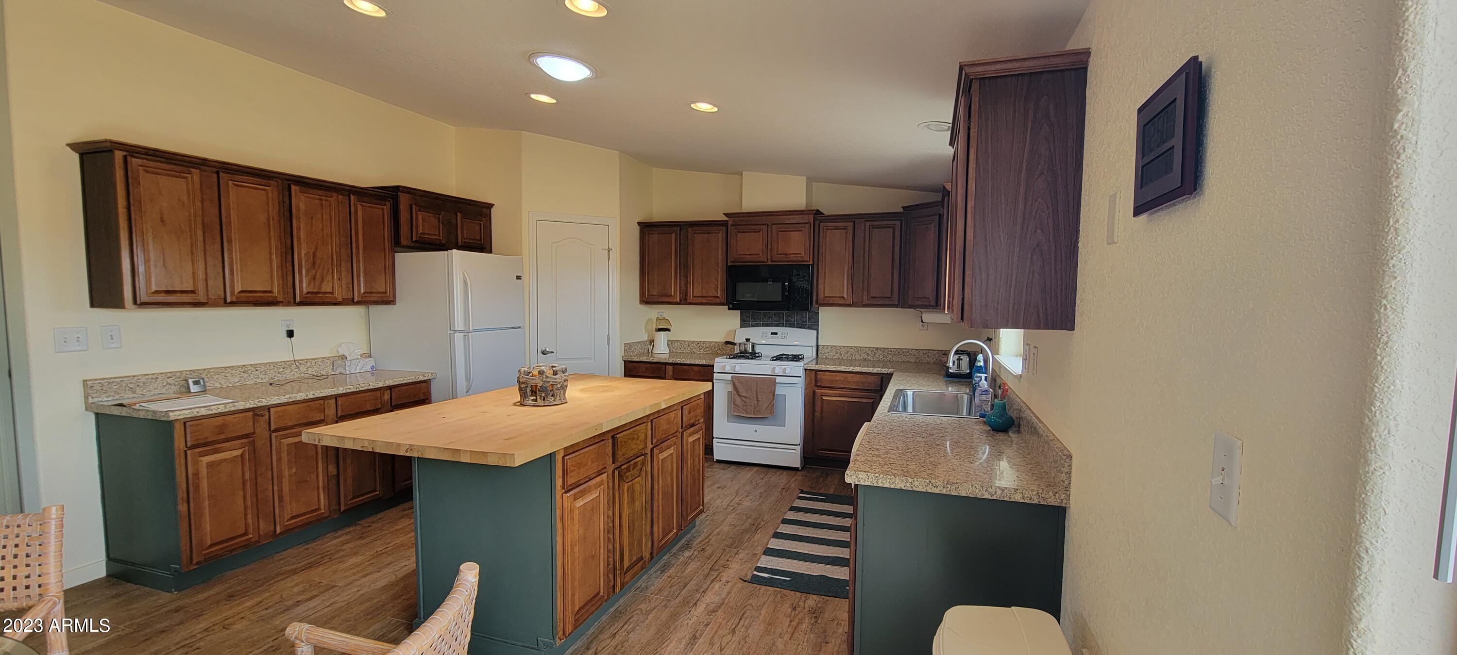 PALOMINAS RANCHES UNIT 1 - Residential