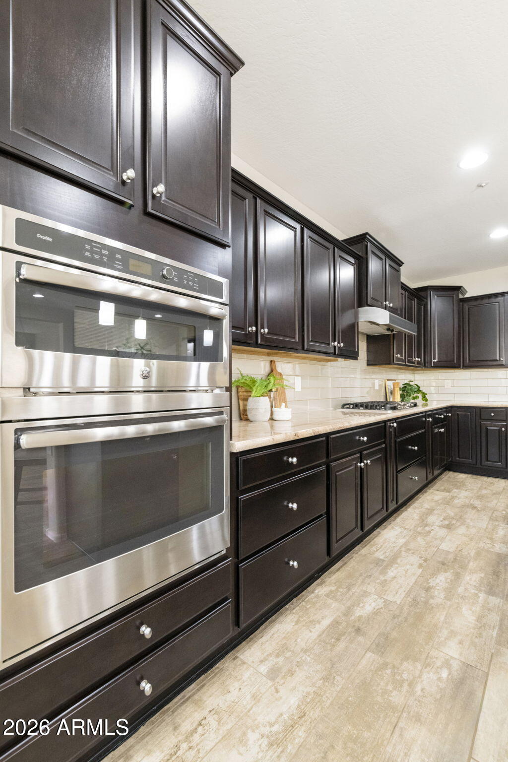 3386 E TIFFANY Court