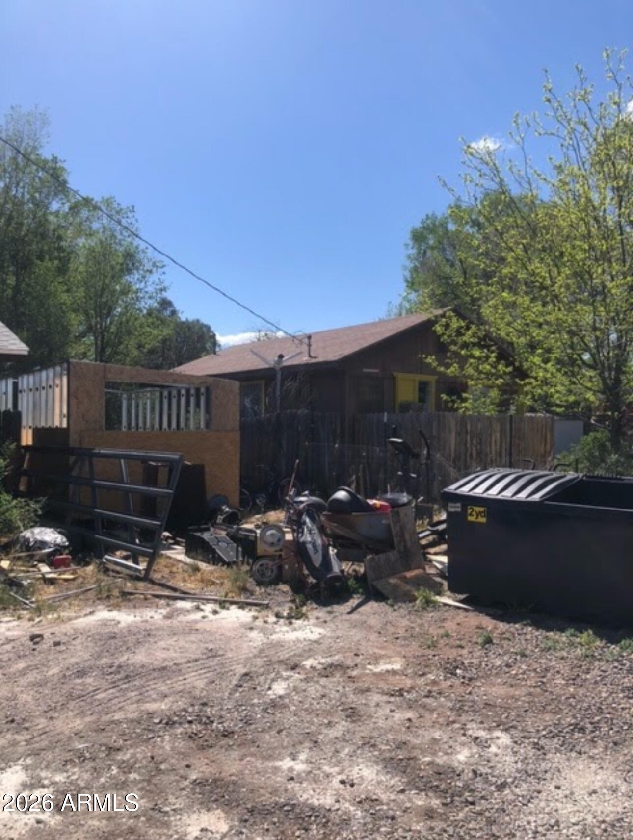 334 E Apache Street