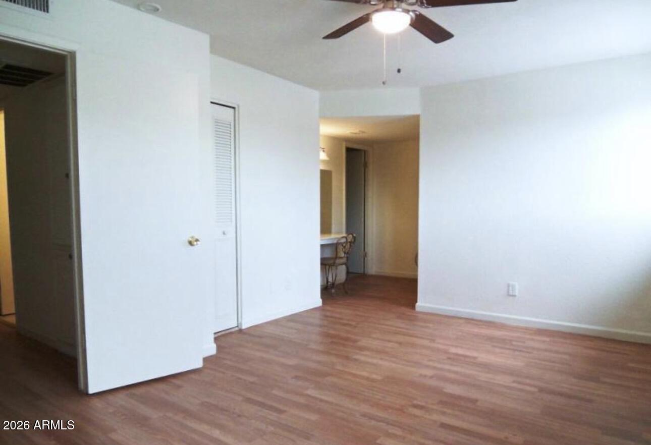 2642 W ELM Street